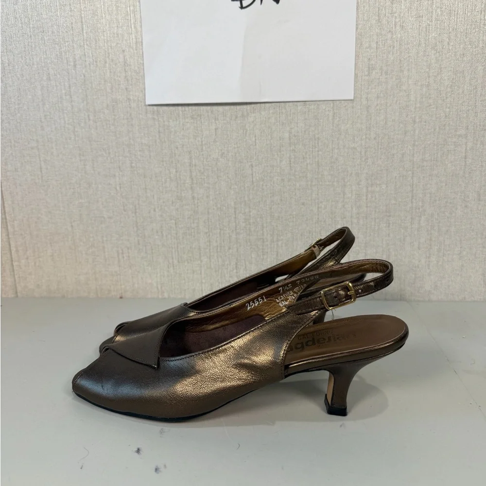magdesians women's shoes Peep Toe Slingback Kitten Heel Size 7S‎ Brown